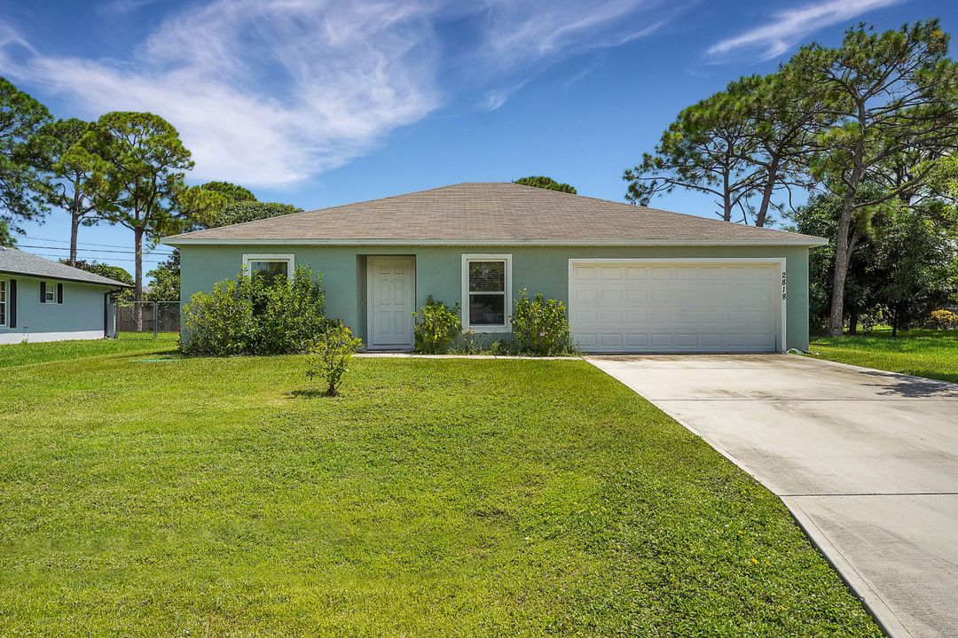 For Sale: $380,000 (3 beds, 2 baths, 1562 Square Feet)