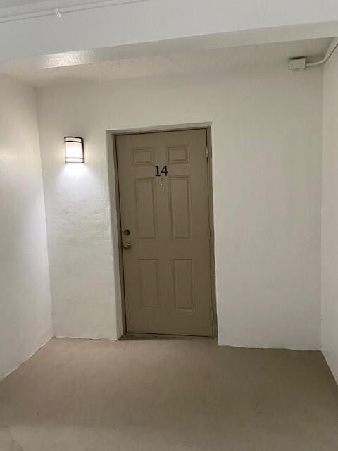 For Rent: $1,675 (1 beds, 1 baths, 700 Square Feet)