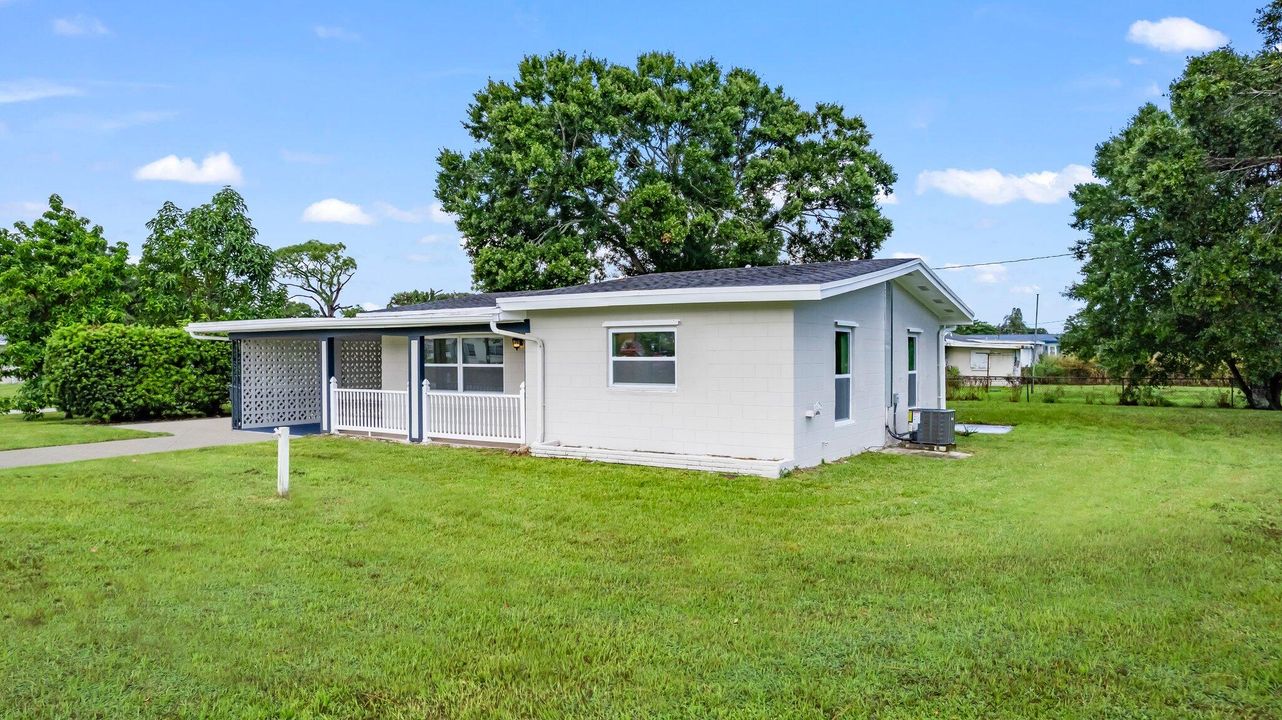 For Sale: $339,000 (3 beds, 2 baths, 1225 Square Feet)