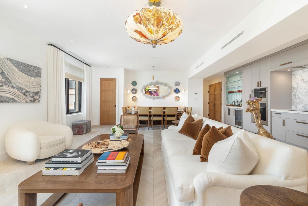 For Sale: $6,950,000 (2 beds, 2 baths, 1942 Square Feet)