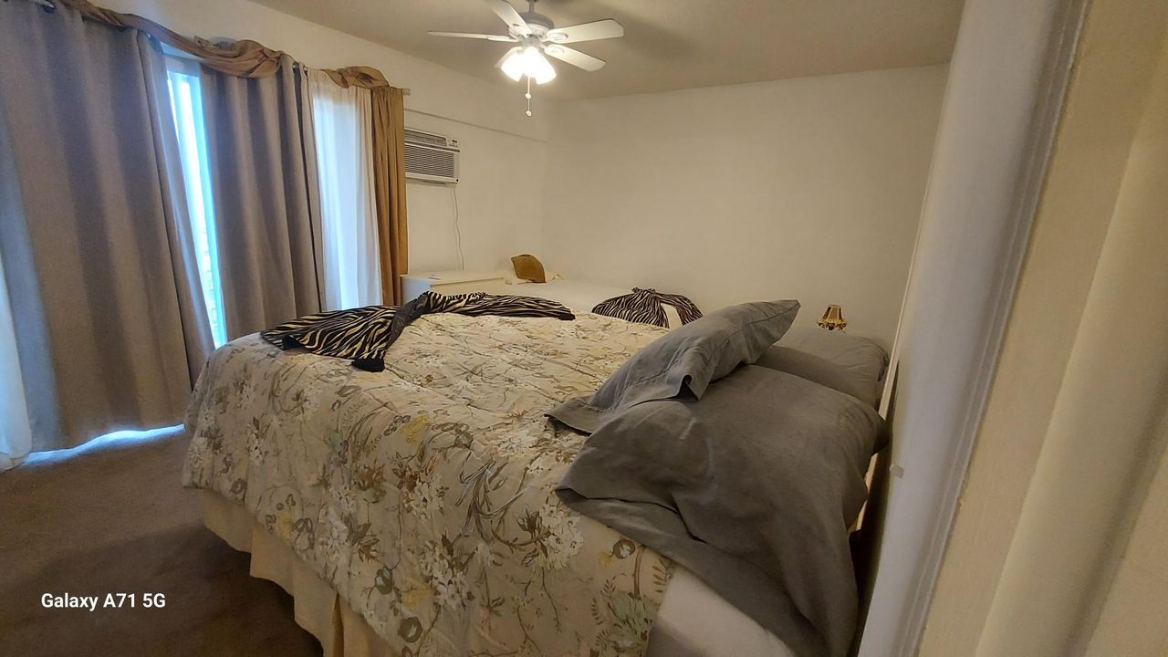 For Sale: $85,000 (1 beds, 1 baths, 720 Square Feet)