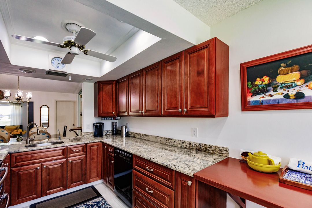 For Sale: $369,000 (2 beds, 2 baths, 1377 Square Feet)