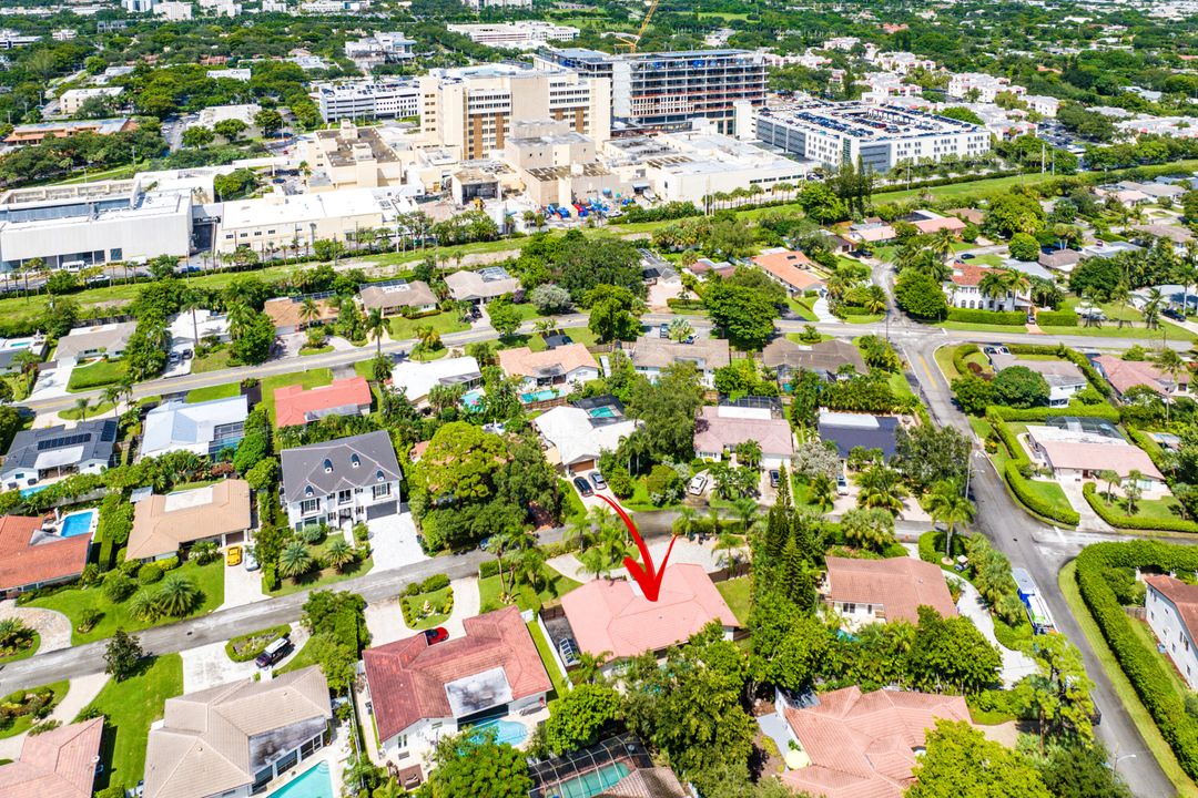 Active With Contract: $1,375,000 (3 beds, 2 baths, 2173 Square Feet)