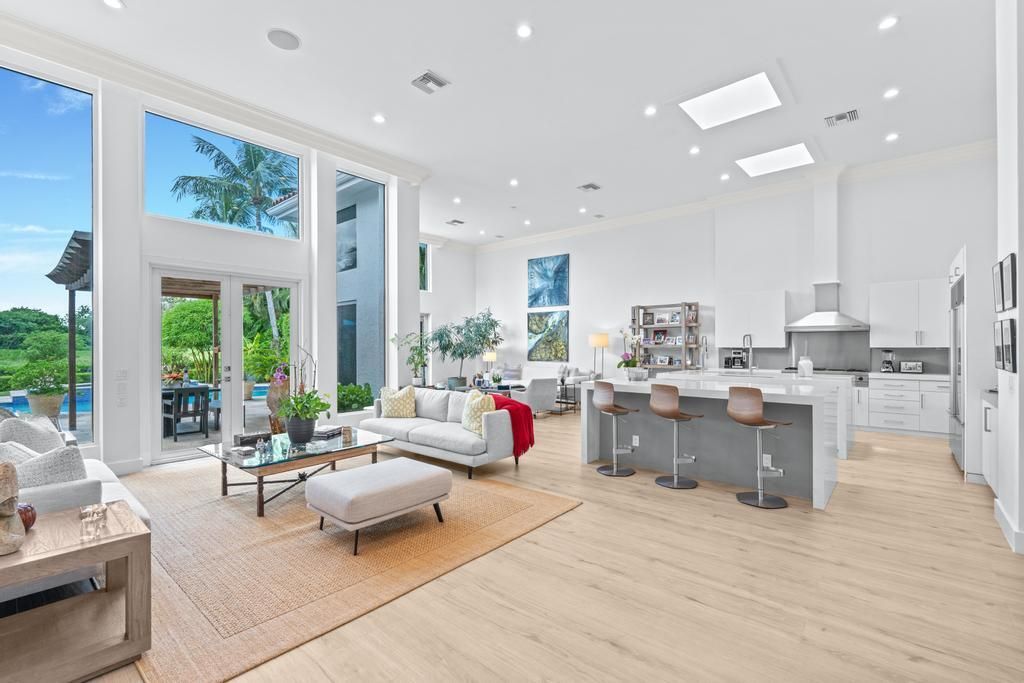 For Sale: $2,950,000 (3 beds, 4 baths, 3388 Square Feet)