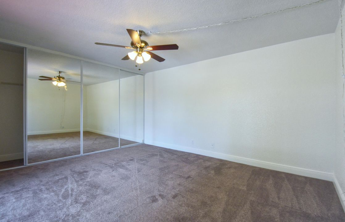 Active With Contract: $2,200 (2 beds, 2 baths, 1232 Square Feet)