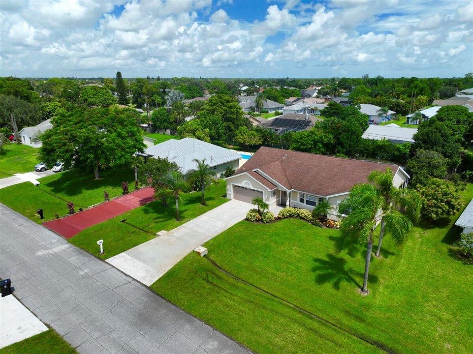 For Sale: $489,900 (3 beds, 2 baths, 1915 Square Feet)