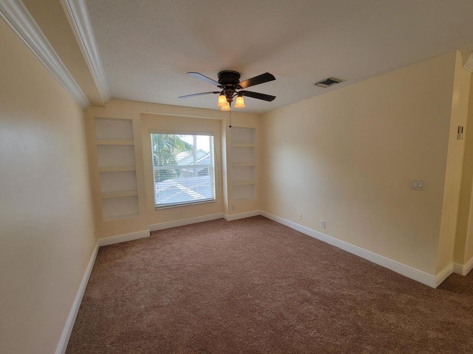 For Rent: $4,595 (3 beds, 2 baths, 2327 Square Feet)