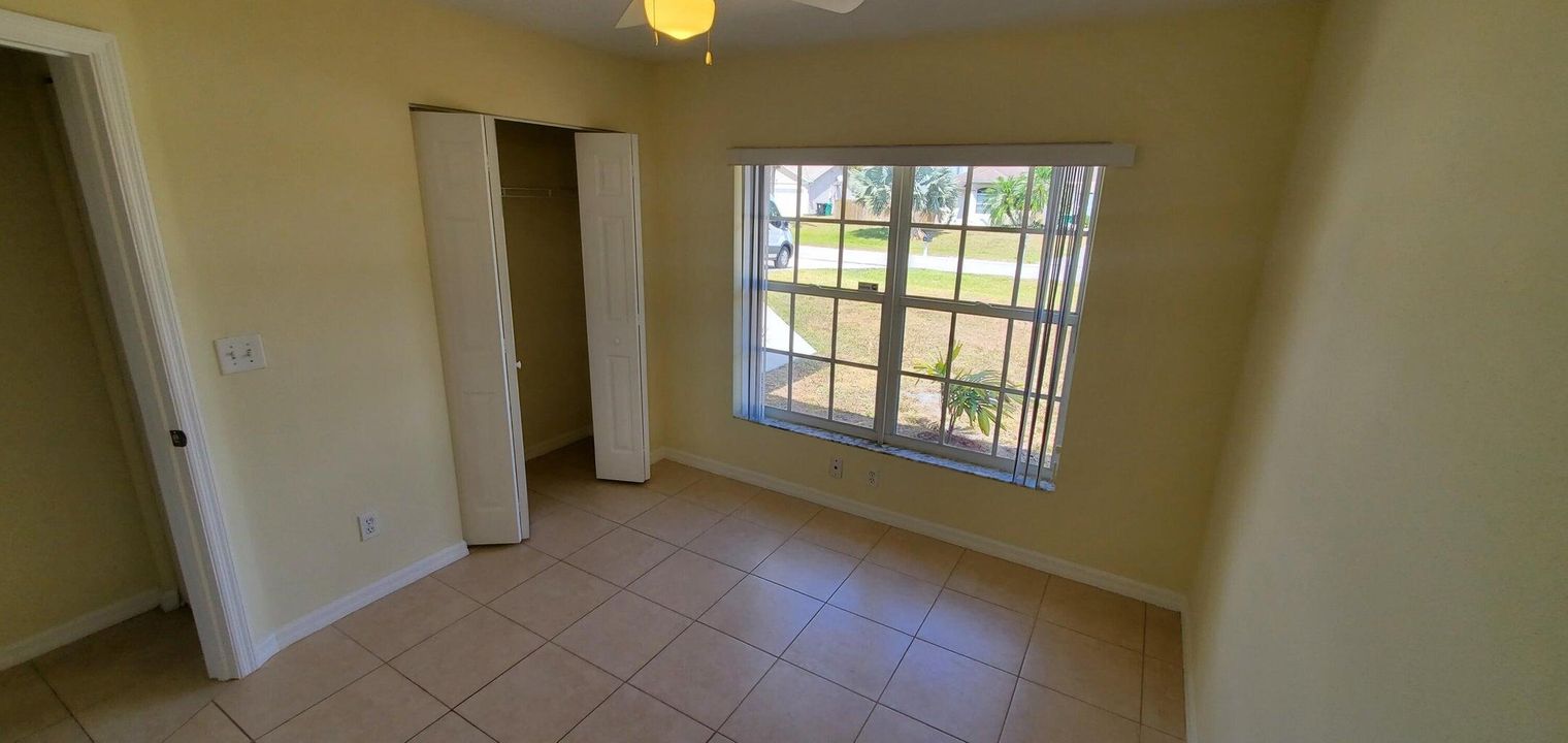 For Rent: $2,800 (3 beds, 2 baths, 1426 Square Feet)