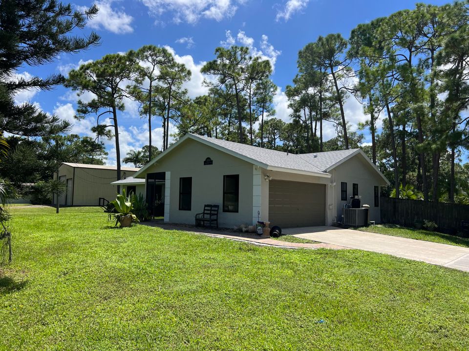 Active With Contract: $559,900 (3 beds, 2 baths, 1480 Square Feet)