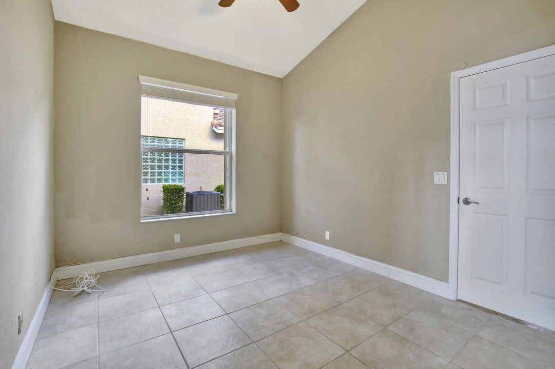 Active With Contract: $624,900 (3 beds, 2 baths, 1612 Square Feet)