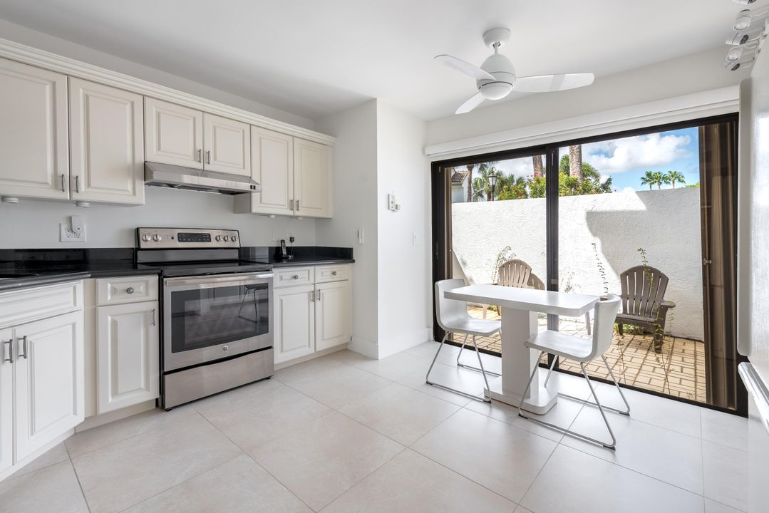 For Sale: $399,000 (2 beds, 2 baths, 1513 Square Feet)