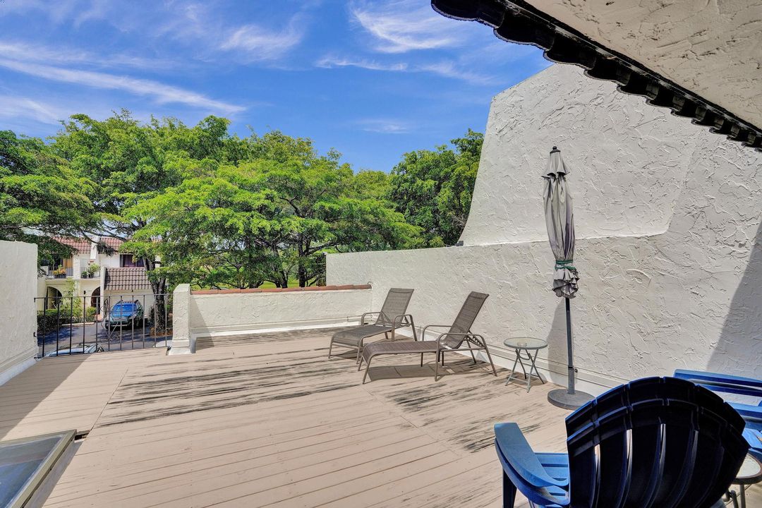 For Sale: $635,000 (2 beds, 2 baths, 1780 Square Feet)