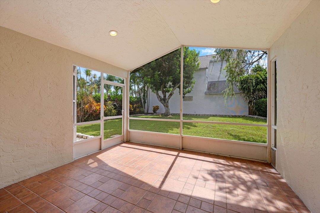 For Sale: $510,000 (3 beds, 2 baths, 1423 Square Feet)