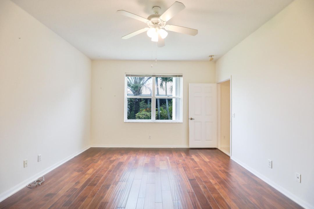 For Sale: $275,000 (2 beds, 2 baths, 1590 Square Feet)