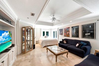 For Sale: $2,725,000 (4 beds, 4 baths, 3487 Square Feet)