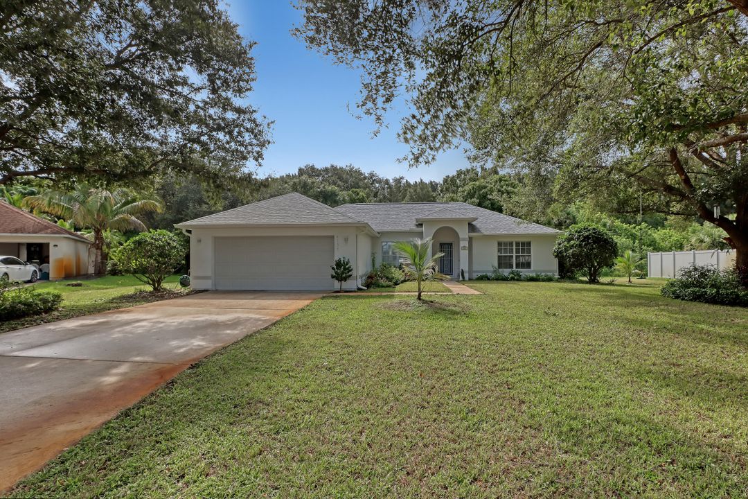 For Sale: $384,900 (3 beds, 2 baths, 1546 Square Feet)