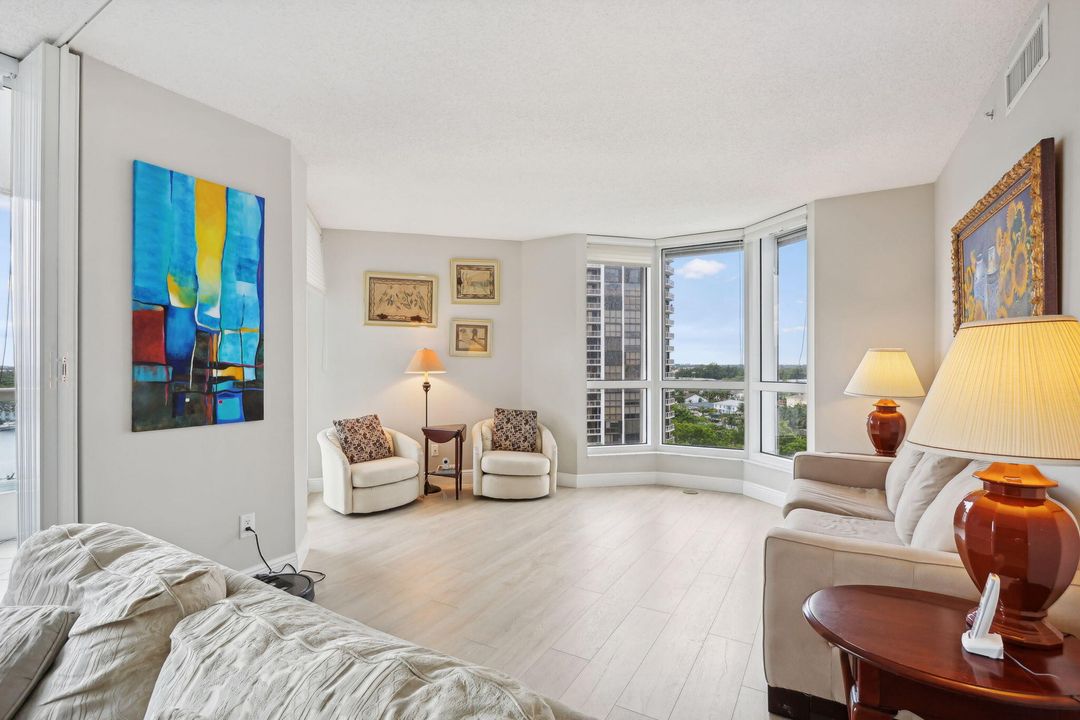 Active With Contract: $4,100 (2 beds, 2 baths, 1870 Square Feet)