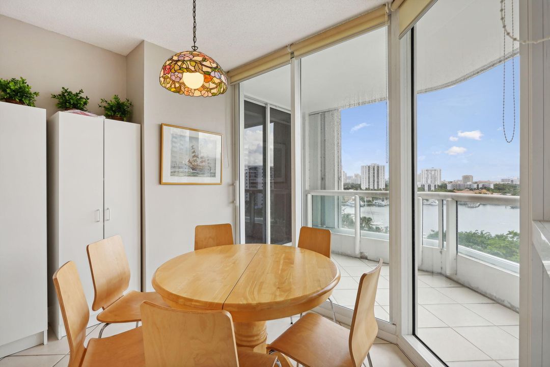 Active With Contract: $4,100 (2 beds, 2 baths, 1870 Square Feet)