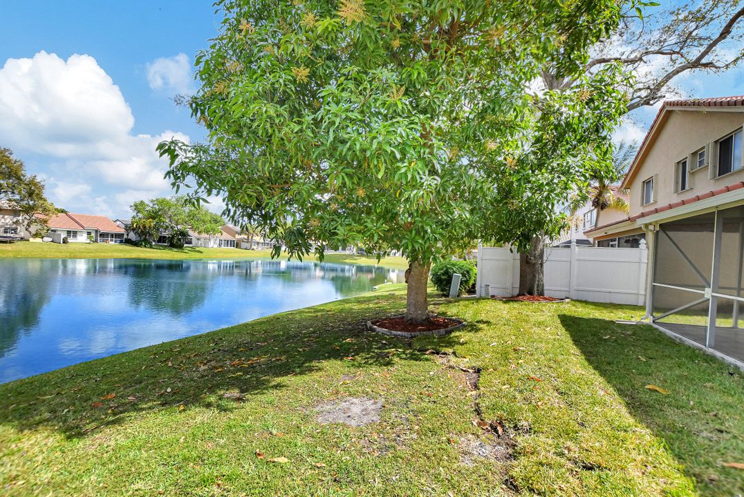 For Sale: $750,000 (4 beds, 2 baths, 2175 Square Feet)