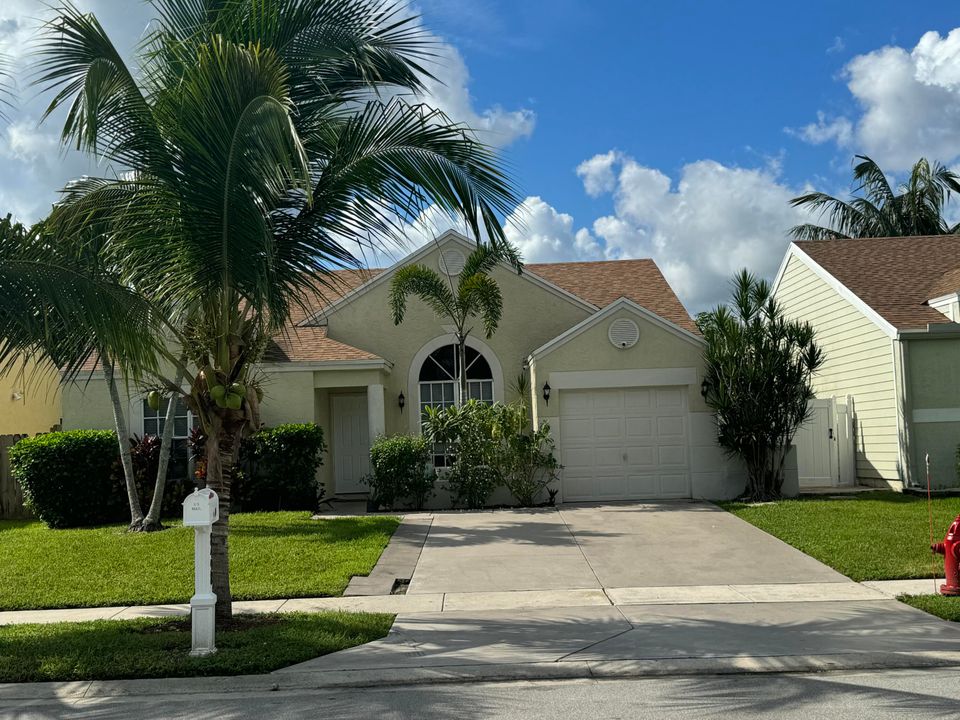 For Sale: $519,000 (3 beds, 2 baths, 1530 Square Feet)