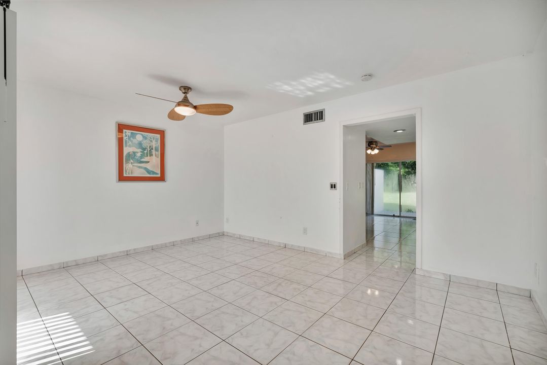 Active With Contract: $265,000 (2 beds, 1 baths, 1277 Square Feet)