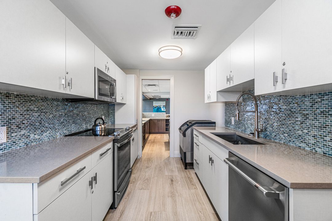 Active With Contract: $11,900 (2 beds, 2 baths, 1426 Square Feet)