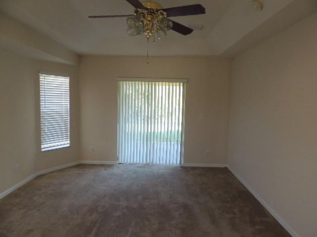 For Rent: $2,300 (3 beds, 2 baths, 2058 Square Feet)