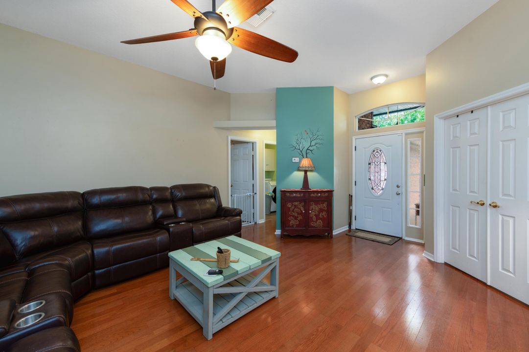 For Sale: $489,000 (4 beds, 2 baths, 2088 Square Feet)