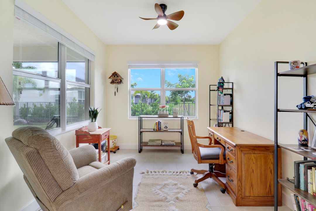 For Sale: $449,000 (2 beds, 2 baths, 1508 Square Feet)