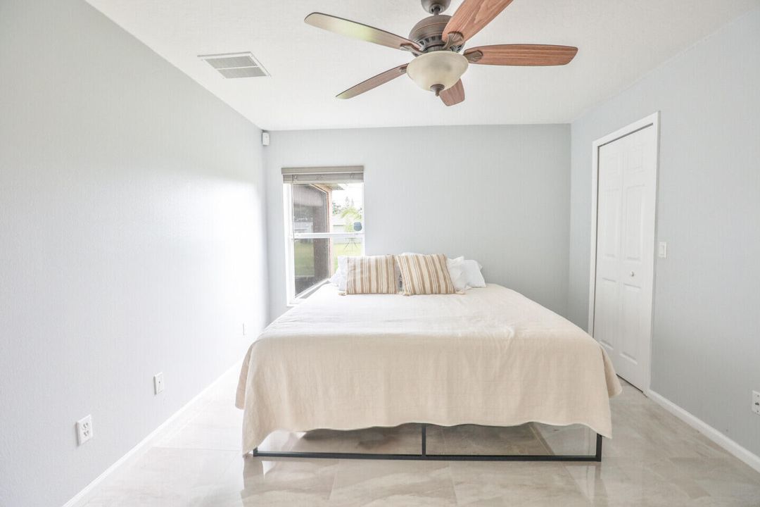 For Sale: $359,000 (3 beds, 2 baths, 1240 Square Feet)