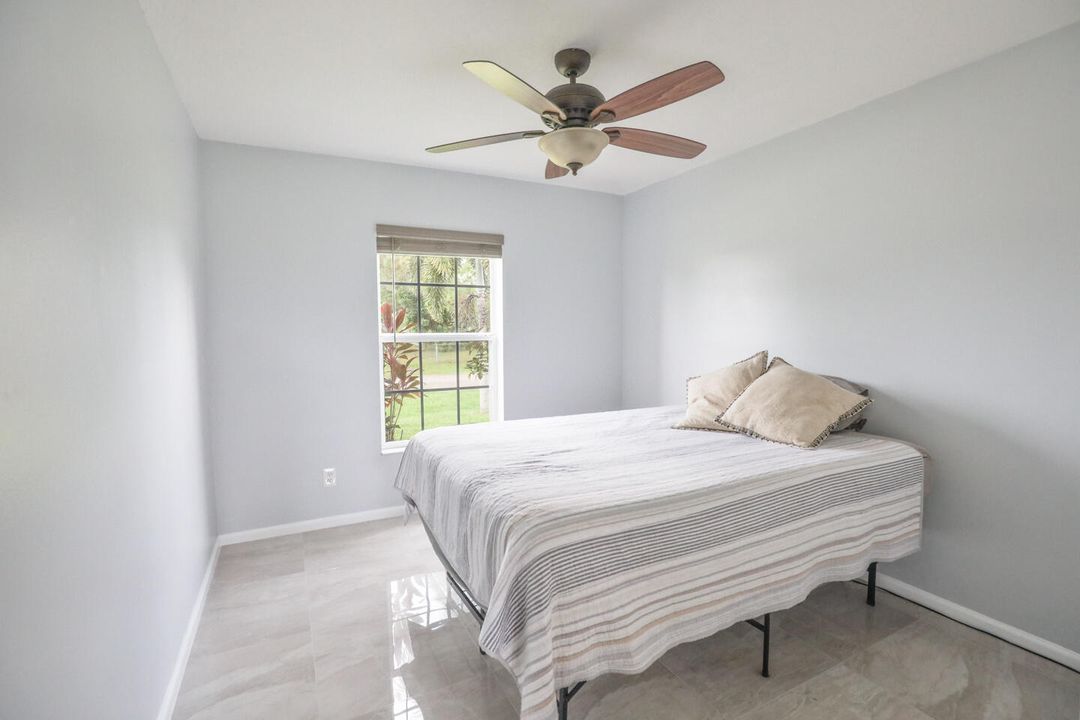 For Sale: $359,000 (3 beds, 2 baths, 1240 Square Feet)