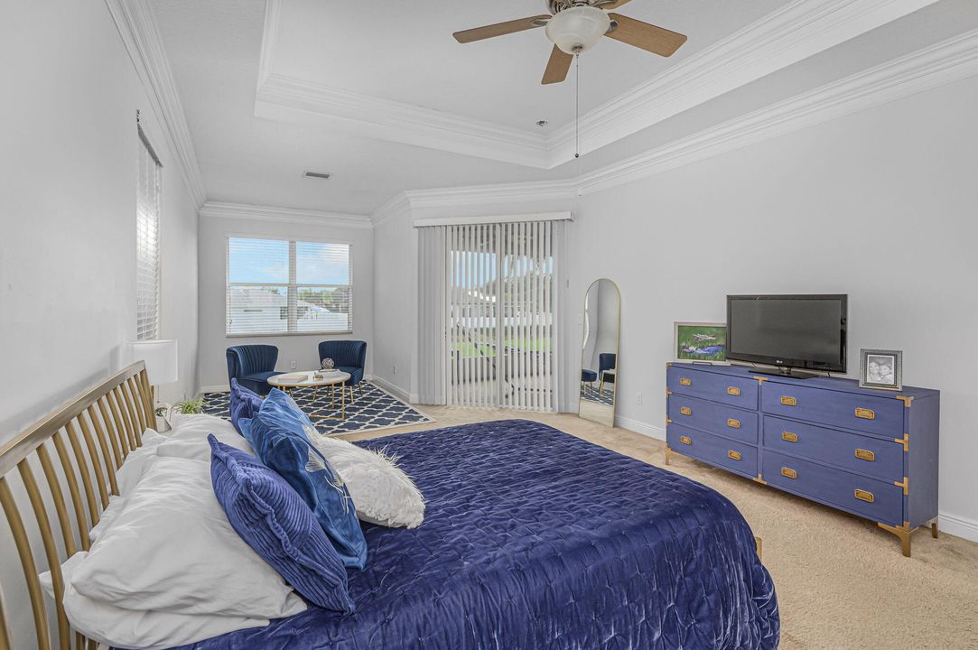 Active With Contract: $410,000 (3 beds, 2 baths, 2158 Square Feet)