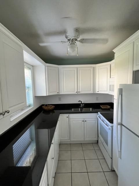 For Rent: $1,800 (2 beds, 1 baths, 815 Square Feet)