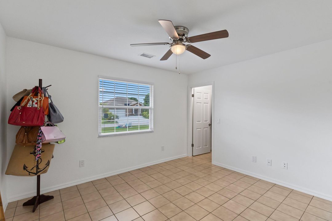 For Sale: $450,000 (3 beds, 2 baths, 2138 Square Feet)