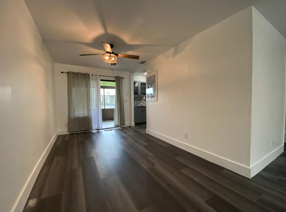 For Rent: $2,800 (3 beds, 2 baths, 1260 Square Feet)