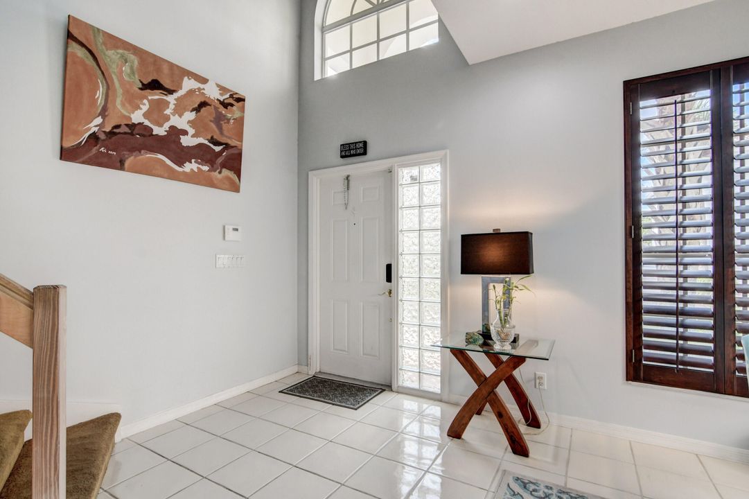 For Sale: $650,000 (4 beds, 2 baths, 2634 Square Feet)