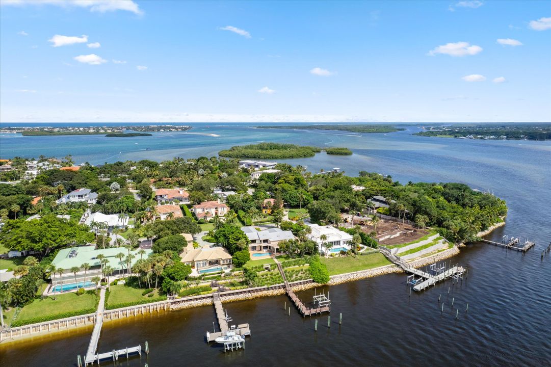 For Sale: $4,350,000 (4 beds, 3 baths, 3101 Square Feet)