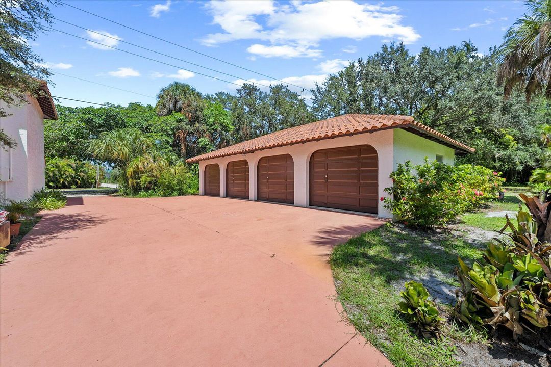 For Sale: $4,350,000 (4 beds, 3 baths, 3101 Square Feet)