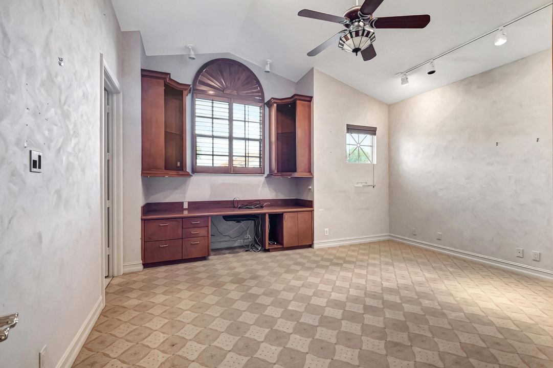 For Sale: $675,000 (3 beds, 3 baths, 2709 Square Feet)