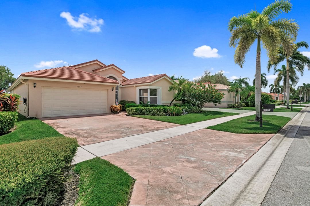 For Sale: $499,000 (3 beds, 2 baths, 2187 Square Feet)