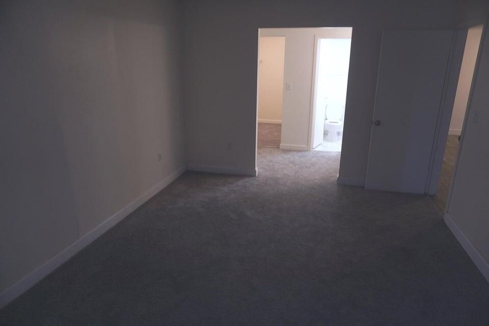 For Rent: $2,200 (2 beds, 2 baths, 1113 Square Feet)