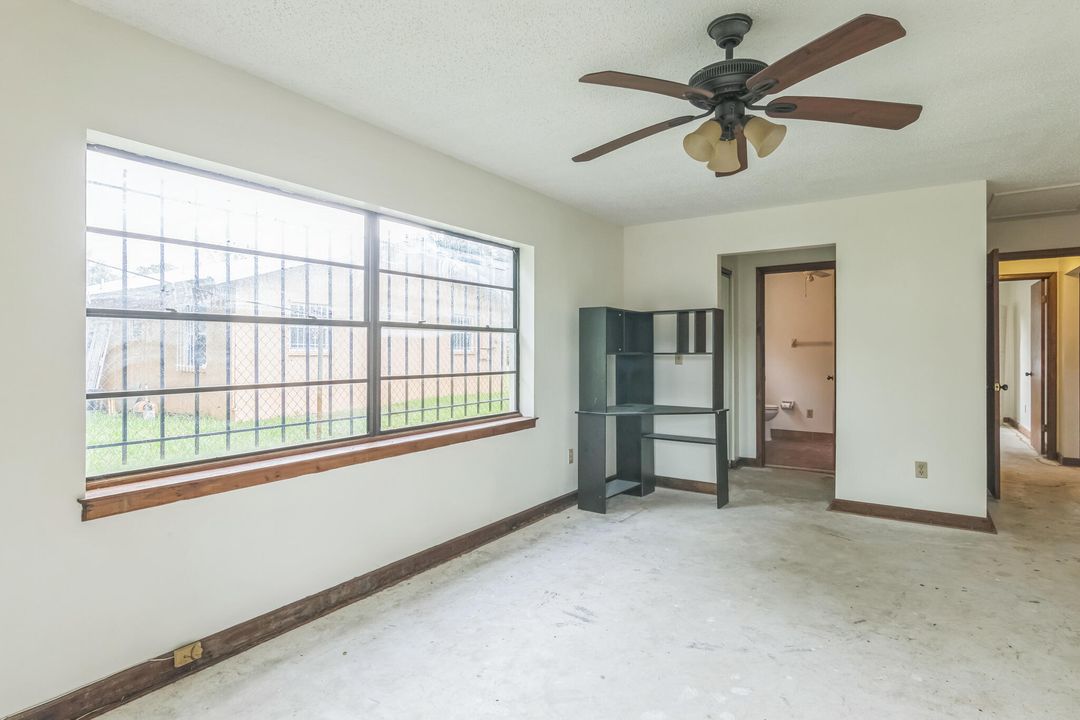 For Sale: $279,000 (3 beds, 2 baths, 1792 Square Feet)