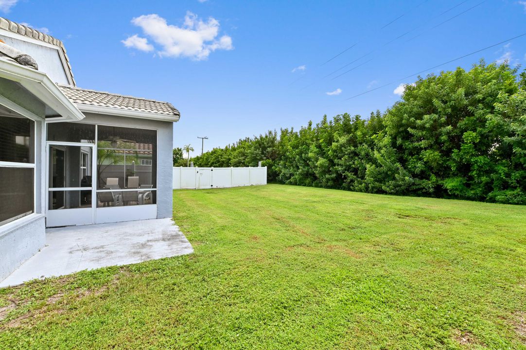 For Sale: $549,000 (3 beds, 2 baths, 1528 Square Feet)