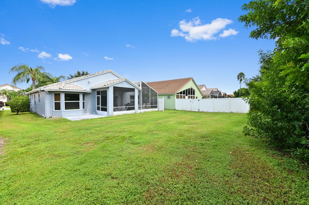 For Sale: $549,000 (3 beds, 2 baths, 1528 Square Feet)