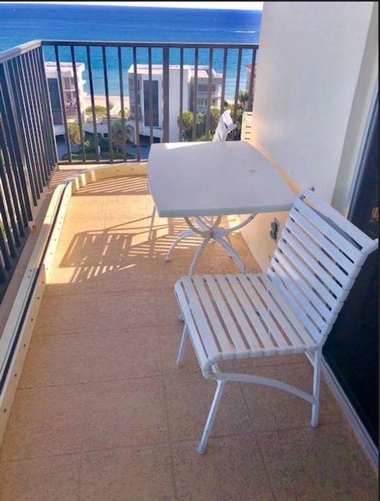 Recently Rented: $5,500 (2 beds, 2 baths, 1078 Square Feet)