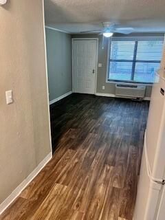 For Rent: $1,197 (0 beds, 1 baths, 288 Square Feet)