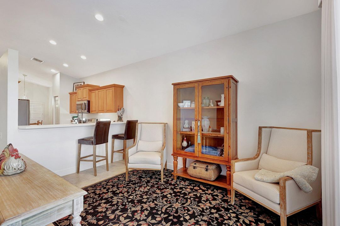 For Sale: $385,000 (2 beds, 2 baths, 1440 Square Feet)