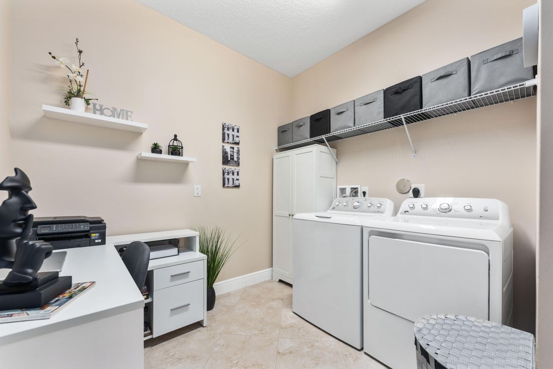 For Sale: $438,900 (2 beds, 2 baths, 1735 Square Feet)