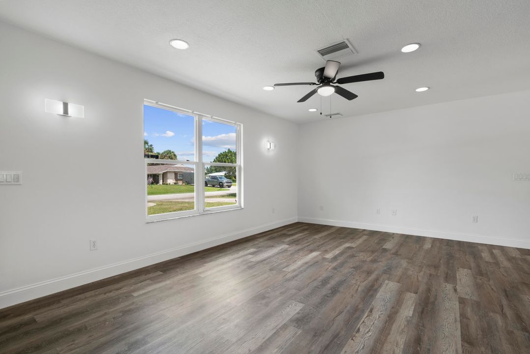 For Sale: $360,000 (3 beds, 2 baths, 1608 Square Feet)