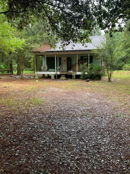 Recently Sold: $75,000 (3 beds, 1 baths, 1347 Square Feet)